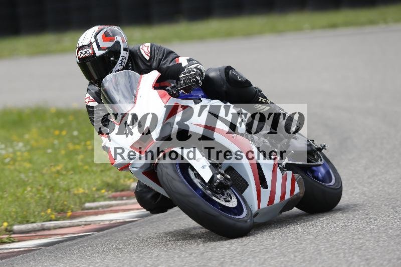 /37 28.07.2025 Dunlop Ride und Test Day ADR/Trackday Erfahren gelb Trackday schnell  rot/44